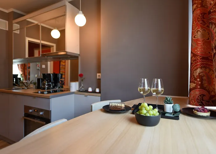 Balcescu No. 33 Apartament Bucureşti